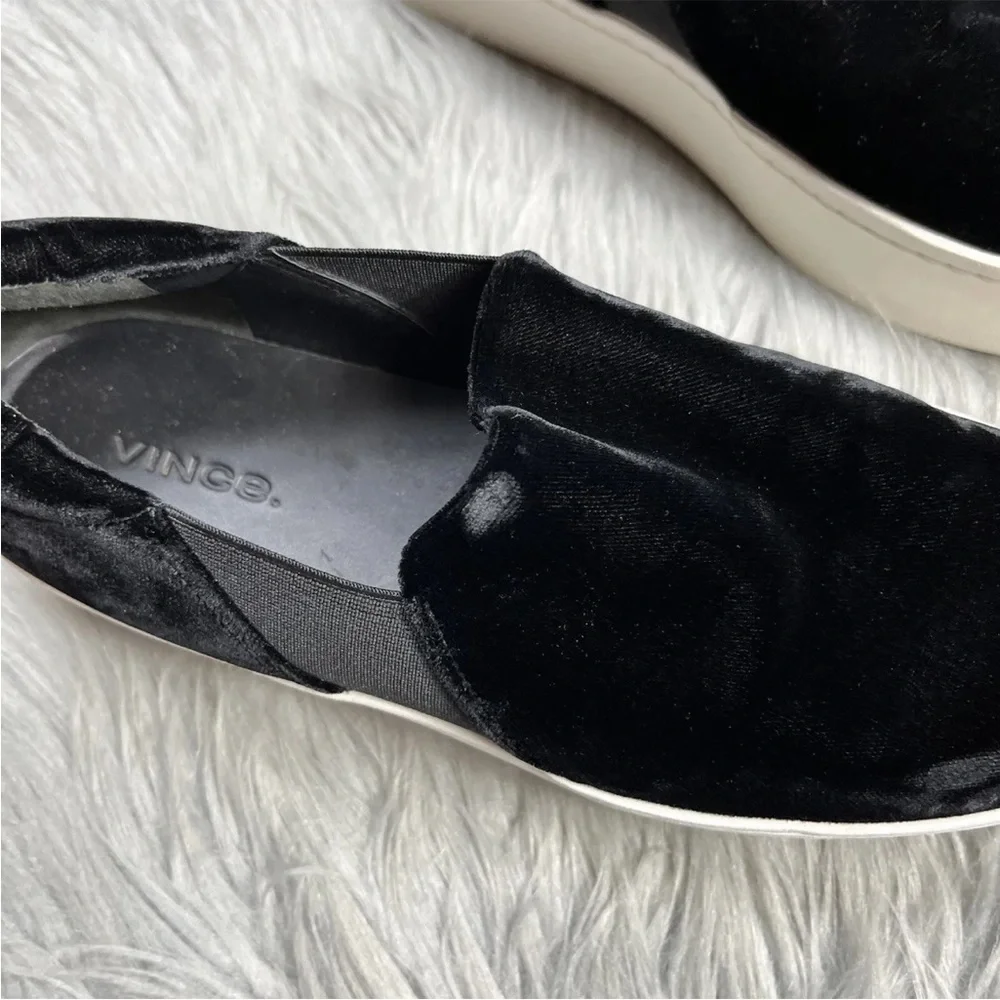 Vince Warren Black Velvet Platform Slip On Sneakers Size 7 M